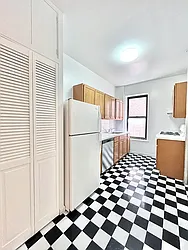 422 61st Street, #1H