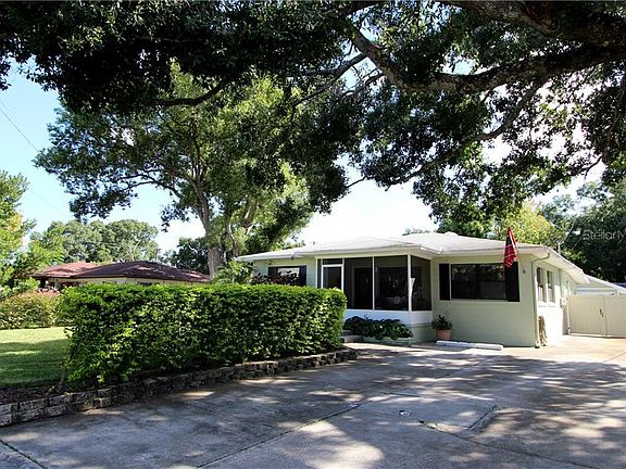 2nd image of 609 N Matanzas Ave