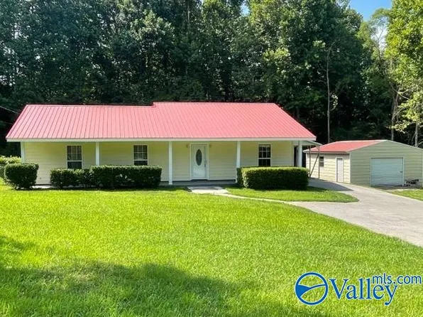 441 River Dr, Gadsden, AL 35901