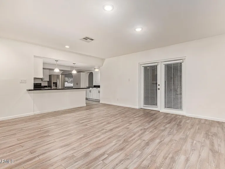 5401 E Exeter Blvd — Photo 18