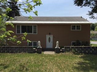 54 Old Forge Rd, Queensbury, NY 12804