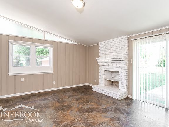 5th image of 1284 Favell Dr