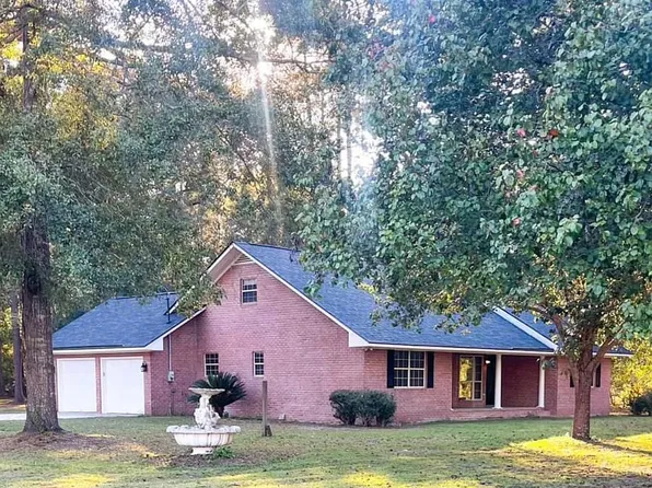 116 Leigh Cir, Reidsville, GA 30453