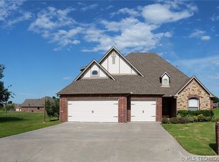 25336 Persimmon Ct, Claremore, OK 74019
