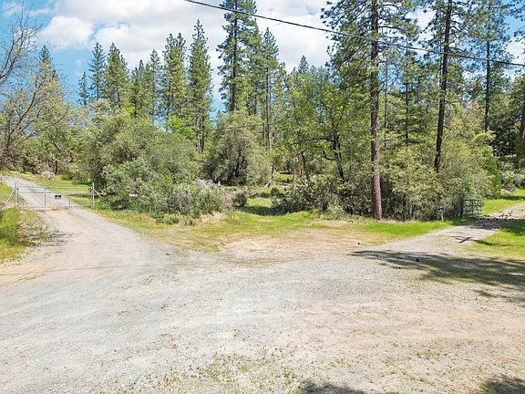 2nd image of 4522 Mystic Mine Rd