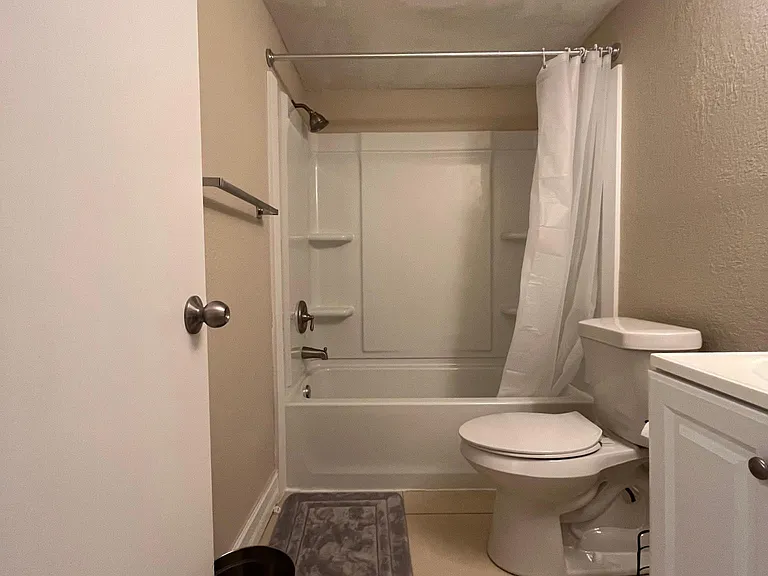 5221 Bayshore Blvd #27 — Photo 17