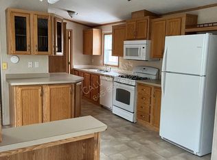 4 Pleasant Hl, Sparrow Bush, NY 12780