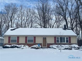 4323 Carney Dr, Maumee, OH 43537