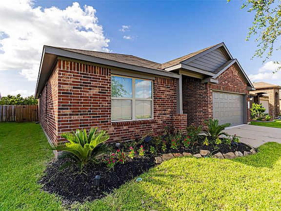 4th image of 17746 Auburn Heights Trl