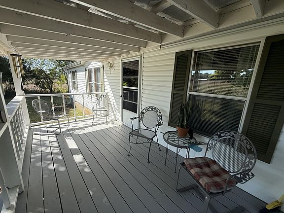 5th image of 832 Irma Rd