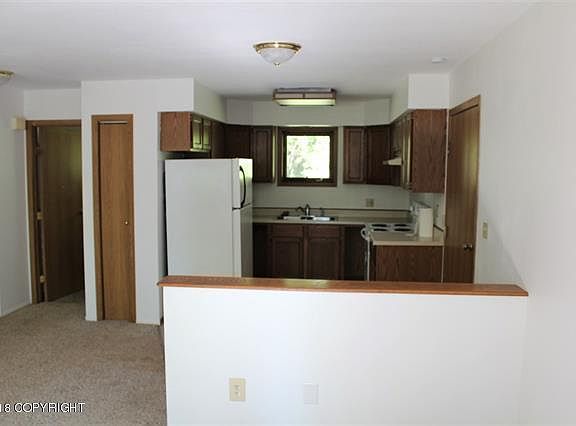 5th image of 2171 W Stephen Cir