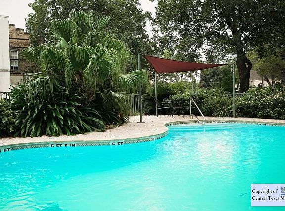 4th image of 472 W San Antonio St #R104-b