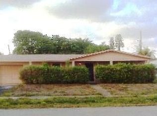 5811 NW 14th Ct, Sunrise, FL 33313