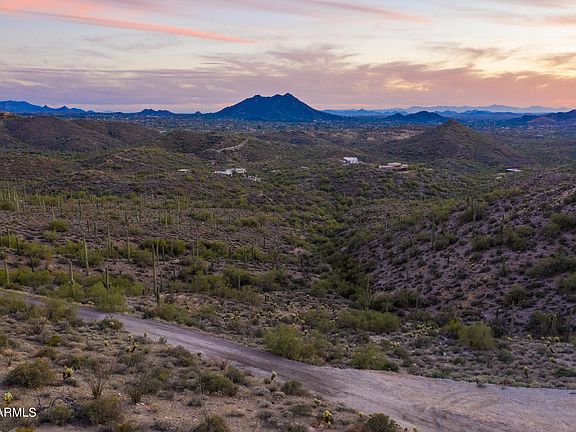 2nd image of 4490X N Cottonwood Canyon Road #-