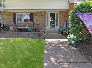 2149 Beechtree Dr #39, Uniontown, OH 44685