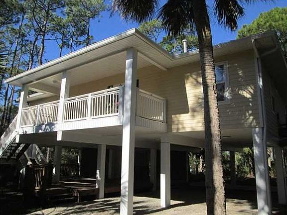 2nd image of 841 E Pine Ave