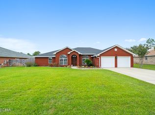 1404 Dunnett Rd, Lynn Haven, FL 32444