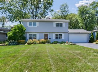 1102 E Prairie Ave, Wheaton, IL