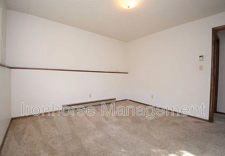 1901 S Black Ave #C — Photo 14
