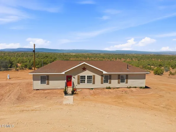 923 N Sundance Ln, Duchesne, UT 84021