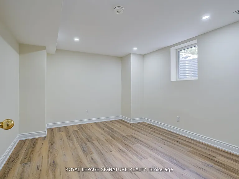 854 Yates Dr #LOWER — Photo 9