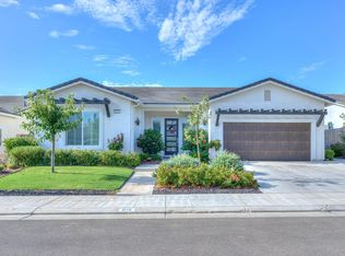 816 Spring St W, Madera, CA 93636