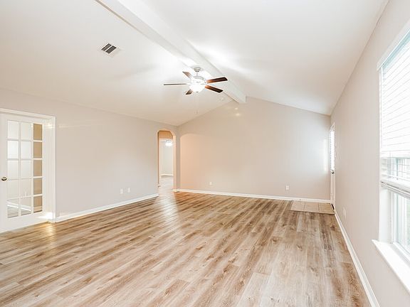 5th image of 27049 Leonardo Dr