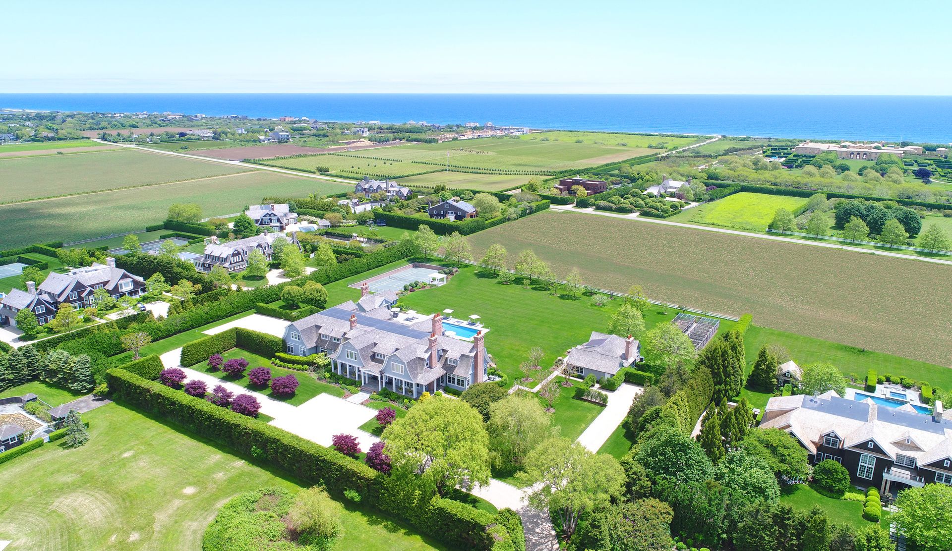 209 Hedges Ln, Sagaponack, NY 11962 Out East