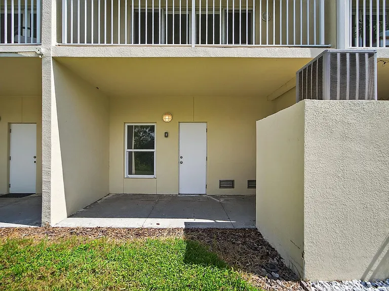 3266 Mangrove Point Dr — Photo 14