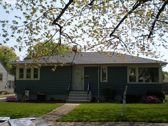 2nd image of 2709 Willa Dr