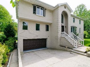 Depew Ave, Little Neck, NY 11363