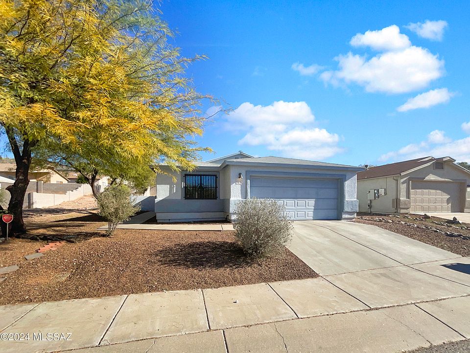 1st image of 3136 W Alexanderwood Dr