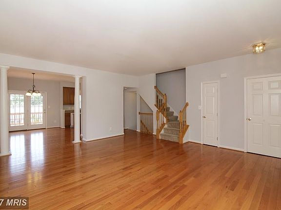4th image of 2564 Grayton Ln