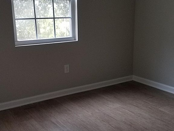 4th image of 1101 North St