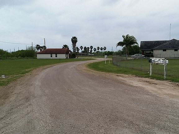 2nd image of 7822 Vera Ln