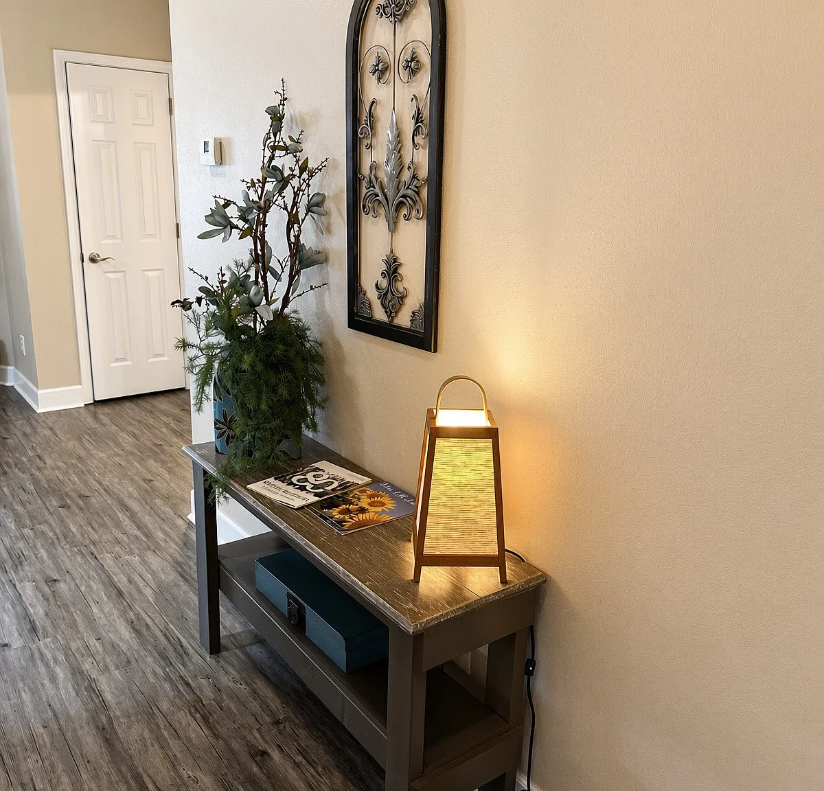 2 bed, 1296 sqft, $2,399 — Photo 4