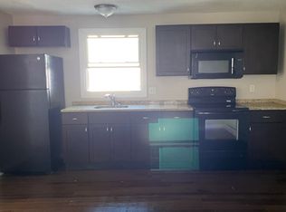 696 N Main St #11336936, Fall River, MA 02720