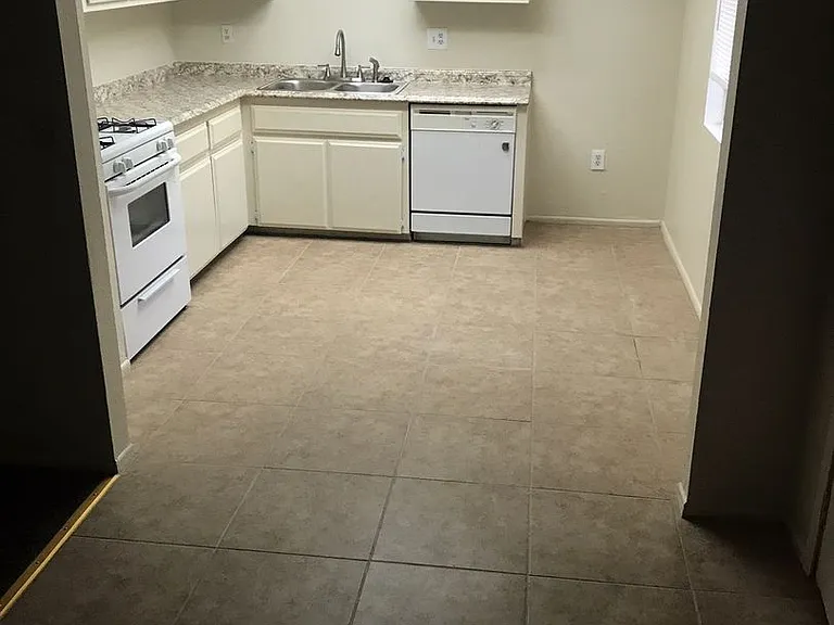 21800 Panoche Rd. — Photo 15