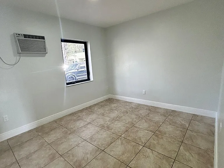18257 NW 23rd Ave #1 — Photo 2