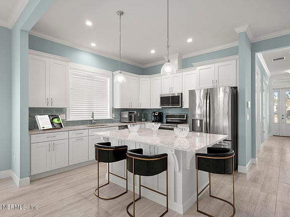 5th image of 162 OCEANVIEW Drive