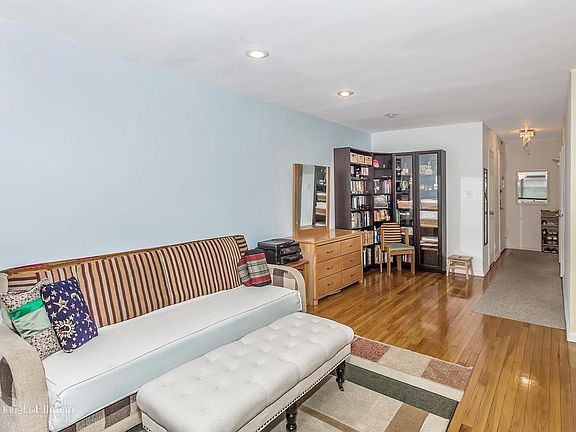 3rd image of 9431 60th Ave APT 2J