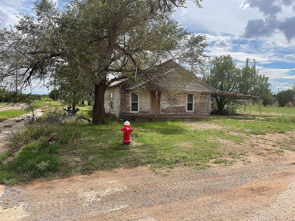 324 E California St, Crowell, TX 79227 Zillow