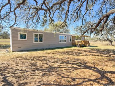 228 County Road 7711, Devine, TX, 78016