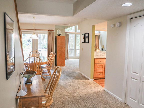 5th image of 489 Sea Cloud Cir