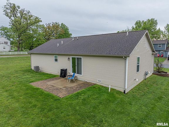 5th image of 4202 Woodglen Ln
