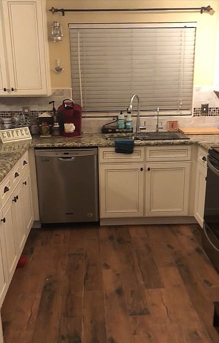 2nd image of 4036 Buglers Rest Pl