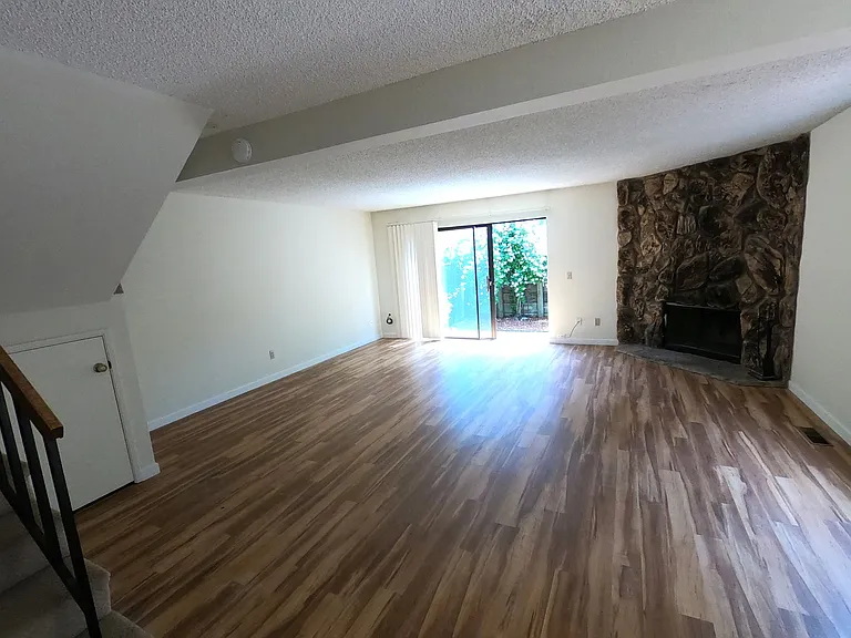 46 Aronia Ln — Photo 2