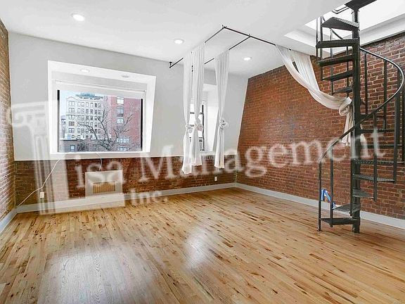 2nd image of 151 E 82nd St APT 4A