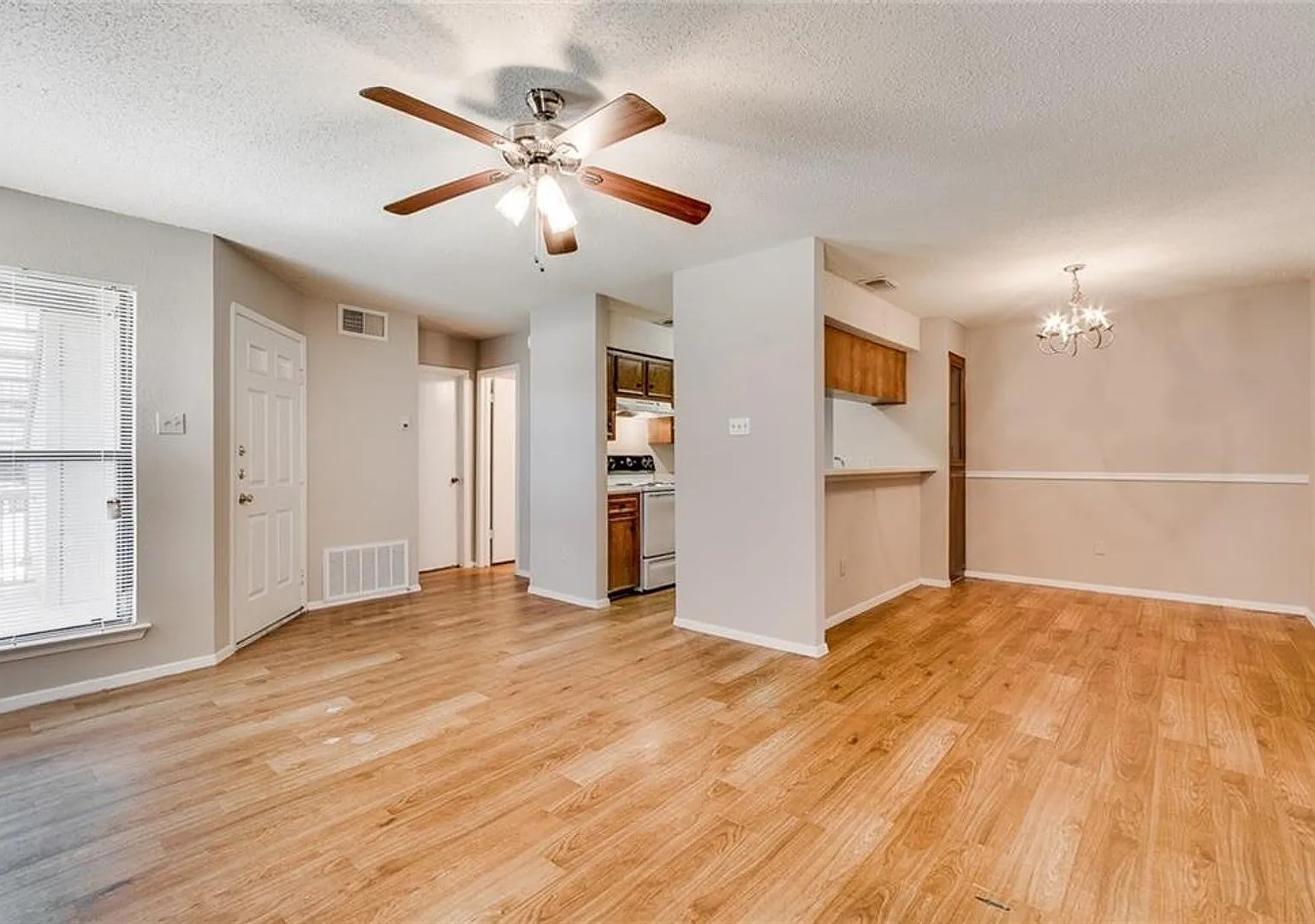 10616 Mellow Meadow Unit 22D Best Location in Parkwest! — Photo 2