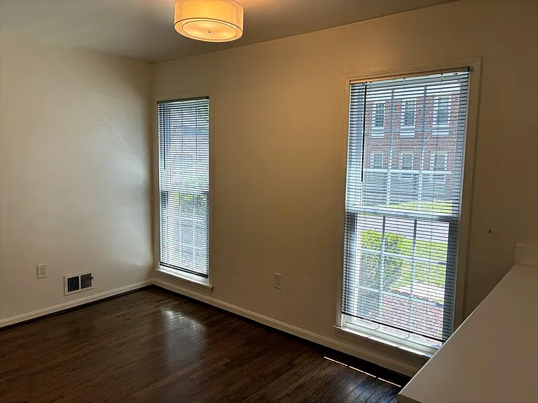 4834 King Solomon Dr — Photo 11